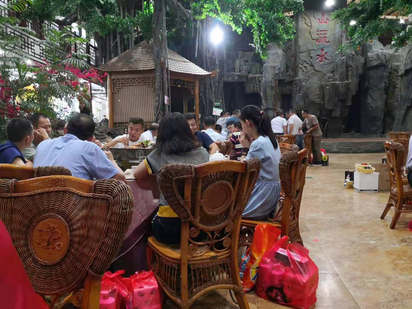 泰安天悦府福园项目部庆中秋博饼活动
